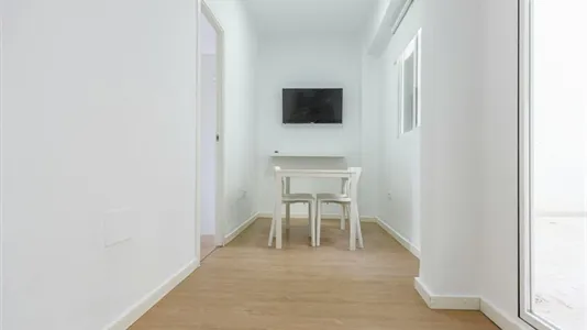 Rooms in Tavernes Blanques - photo 6