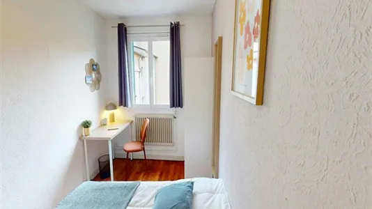 Rooms in Lyon - photo 4