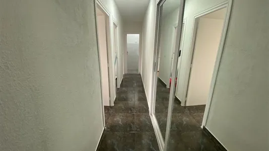 Rooms in Adaro - photo 9