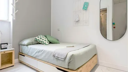 Room for rent in Milano Zona 5 - Vigentino, Chiaravalle, Gratosoglio, Milan