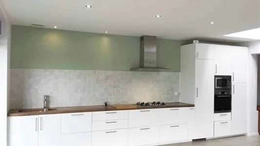 Houses in Wemmel - photo 2