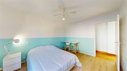 Room for rent in Pau, Nouvelle-Aquitaine