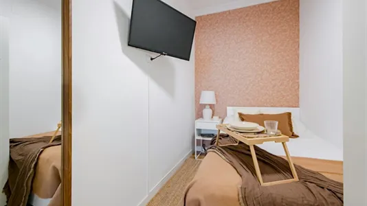 Rooms in Madrid Tetuán - photo 2