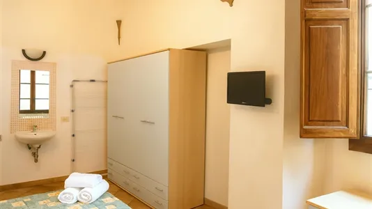 Rooms in Siena - photo 4