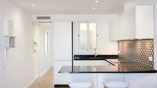 Apartments in Barcelona Ciutat Vella - photo 10
