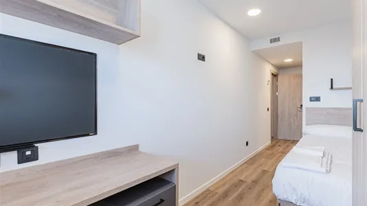 Rooms in Santander - photo 7