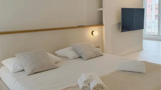 Apartments in Turin - photo 2