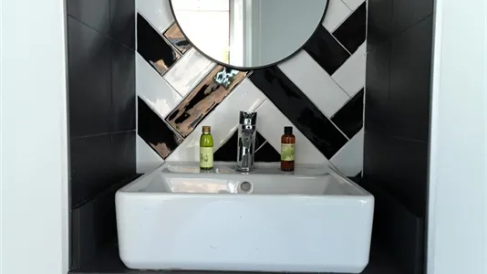 Rooms in Madrid Centro - photo 6