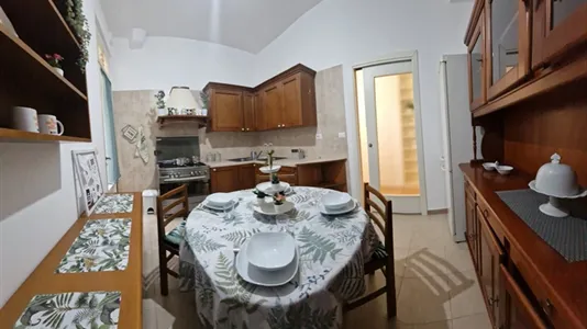 Rooms in Roma Municipio XIV – Monte Mario - photo 10