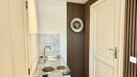 Rooms in Brussels Anderlecht - photo 8