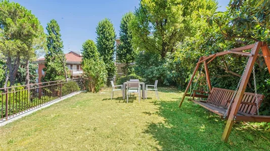 Apartments in Bologna - photo 2