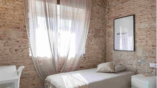 Rooms in Valencia Ciutat Vella - photo 7