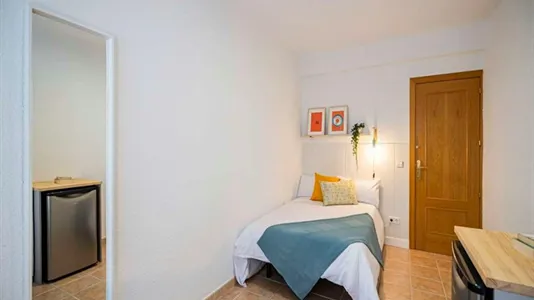 Rooms in Madrid Tetuán - photo 8