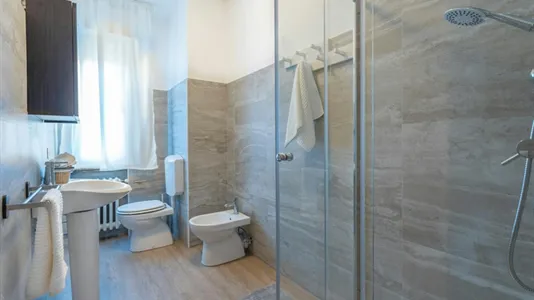 Rooms in Udine - photo 7