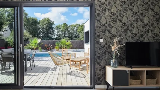 Houses in Toulon - photo 5