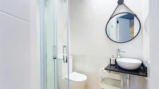 Rooms in Valencia Ciutat Vella - photo 5