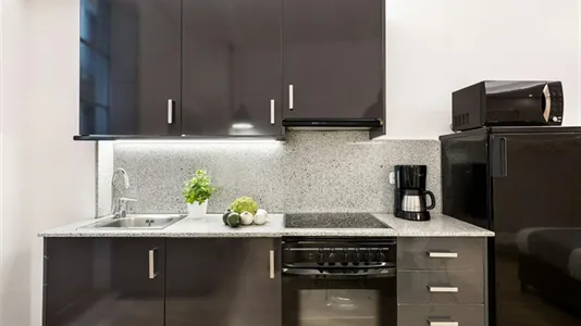 Apartments in Barcelona Ciutat Vella - photo 9