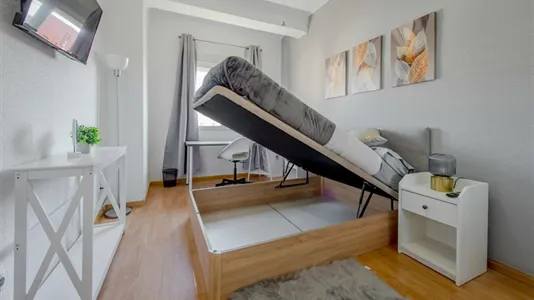 Rooms in Madrid Chamberí - photo 5