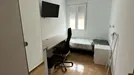 Room for rent, Zaragoza, Aragón, &lt;span class=&quot;blurred street&quot; onclick=&quot;ProcessAdRequest(8771198)&quot;&gt;&lt;span class=&quot;hint&quot;&gt;See streetname&lt;/span&gt;[xxxxxxxxxxxxx]&lt;/span&gt;