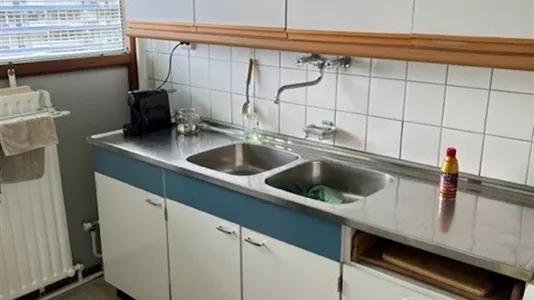 Rooms in Capelle aan den IJssel - photo 8