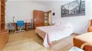 Room for rent, Valencia Camins al Grau, Valencia (region), &lt;span class=&quot;blurred street&quot; onclick=&quot;ProcessAdRequest(7745306)&quot;&gt;&lt;span class=&quot;hint&quot;&gt;See streetname&lt;/span&gt;[xxxxxxxxxxxxx]&lt;/span&gt;