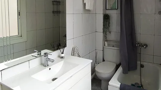 Rooms in Barcelona Sant Martí - photo 7