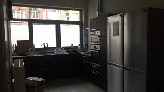 Rooms in Brussels Schaarbeek - photo 7