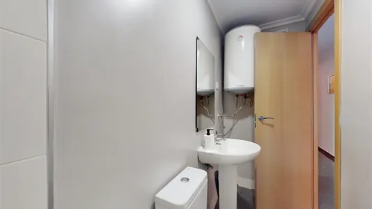 Rooms in Valencia Algirós - photo 10