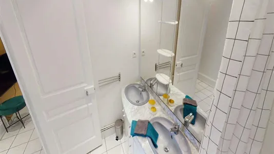 Rooms in Lyon - photo 5