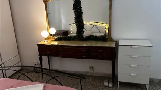 Rooms in Roma Municipio II – Parioli/Nomentano - photo 6
