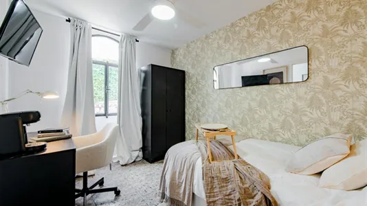 Rooms in Villaviciosa de Odón - photo 3