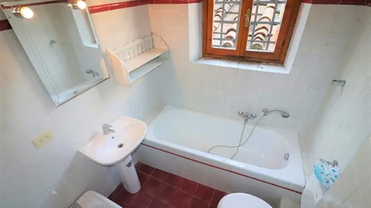 Rooms in Florence - photo 8
