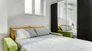 Apartment for rent, Milano Zona 5 - Vigentino, Chiaravalle, Gratosoglio, Milan, &lt;span class=&quot;blurred street&quot; onclick=&quot;ProcessAdRequest(9680392)&quot;&gt;&lt;span class=&quot;hint&quot;&gt;See streetname&lt;/span&gt;[xxxxxxxxxxxxx]&lt;/span&gt;