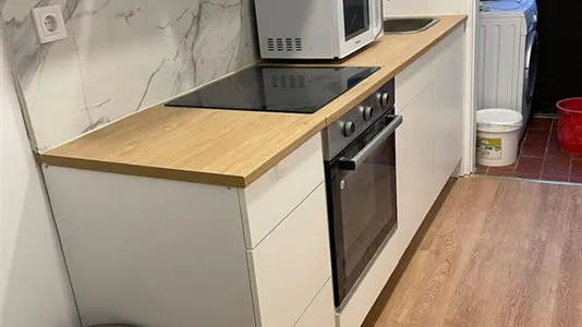 Rooms in Barcelona Eixample - photo 4