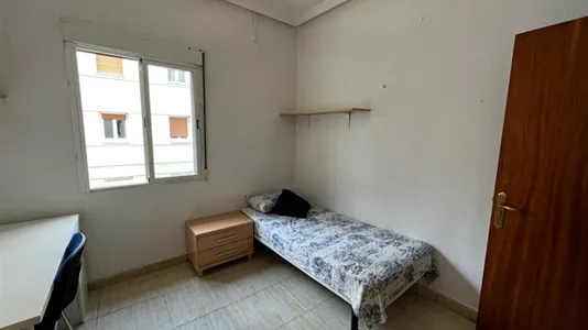 Rooms in Madrid Chamberí - photo 4