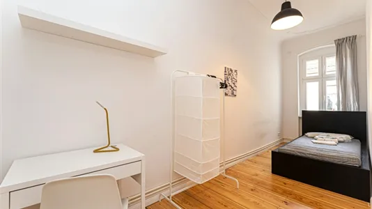 Rooms in Berlin Friedrichshain-Kreuzberg - photo 4