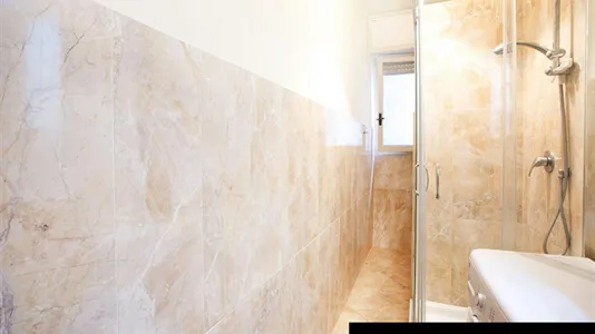 Rooms in Milano Zona 2 - Stazione Centrale, Gorla, Turro, Greco, Crescenzago - photo 10