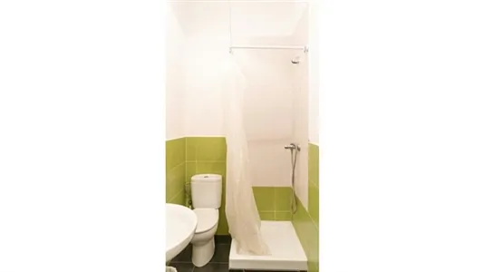 Rooms in Madrid Chamberí - photo 10