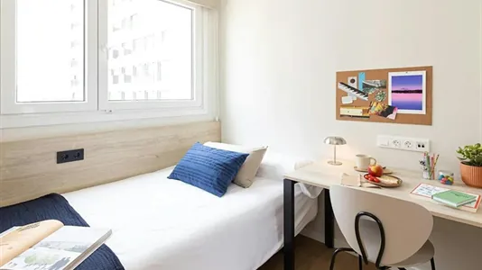 Apartments in Terrassa - photo 1