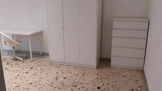 Rooms in Roma Municipio VIII – Appia Antica - photo 2