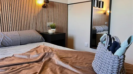 Rooms in Madrid Retiro - photo 7