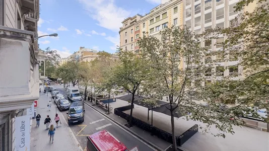 Apartments in Barcelona Eixample - photo 9