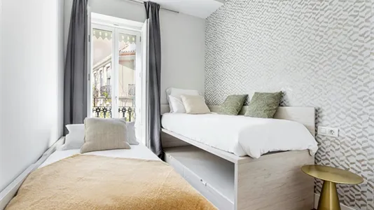 Apartments in Valencia Extramurs - photo 2