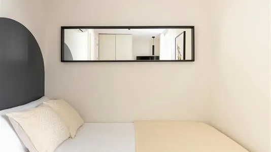 Rooms in Valencia Ciutat Vella - photo 5