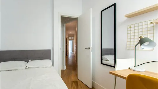 Rooms in Madrid Centro - photo 2