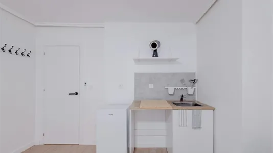 Rooms in Burjassot - photo 4