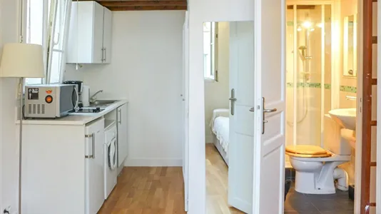 Apartments in Paris 1er arrondissement - photo 4