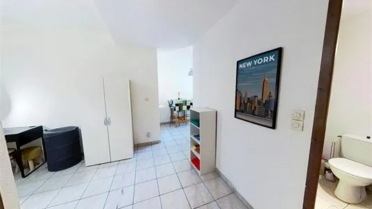 Apartments in Saint-Étienne - photo 4