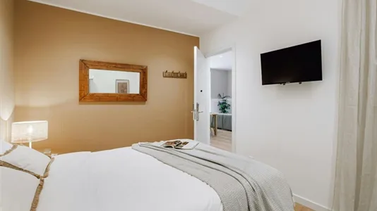 Rooms in Barcelona Eixample - photo 3