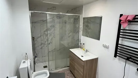 Rooms in Barcelona Gràcia - photo 5